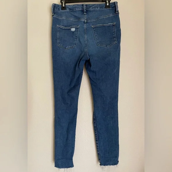 Universal Thread High Rise Jeans - Picture 2 of 7